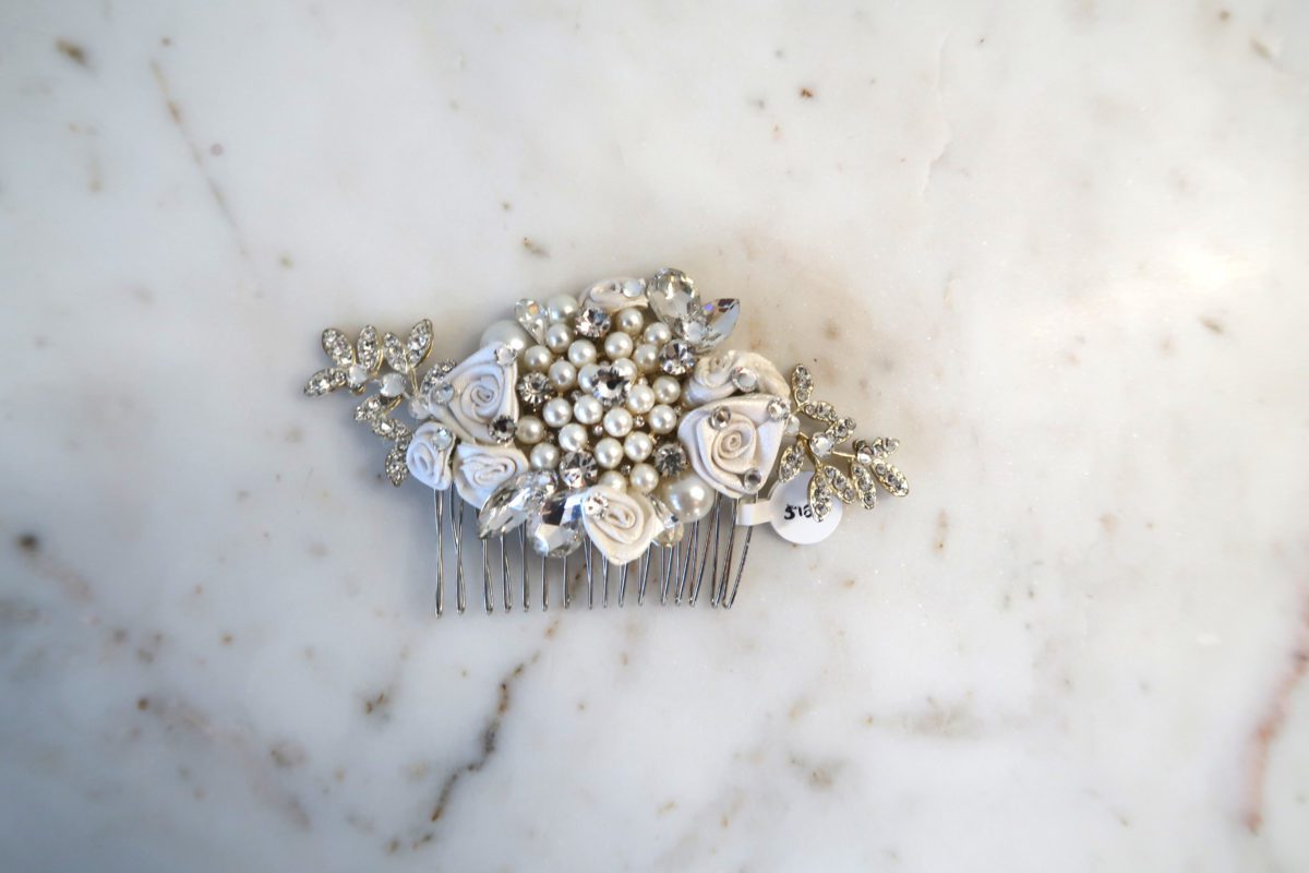 Dazzling Pearl Bridal Comb